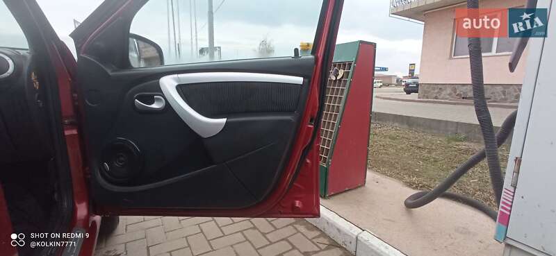 Универсал Dacia Logan 2009 в Черновцах