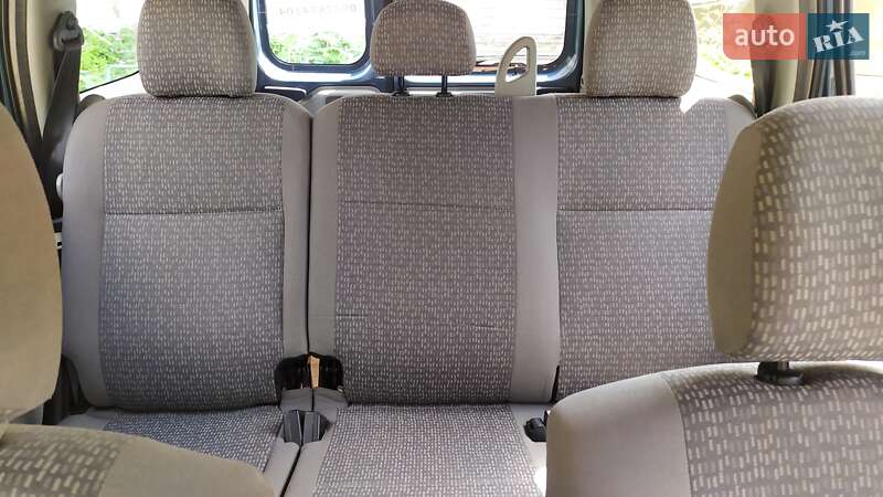 Минивэн Dacia Logan 2007 в Малой Виске