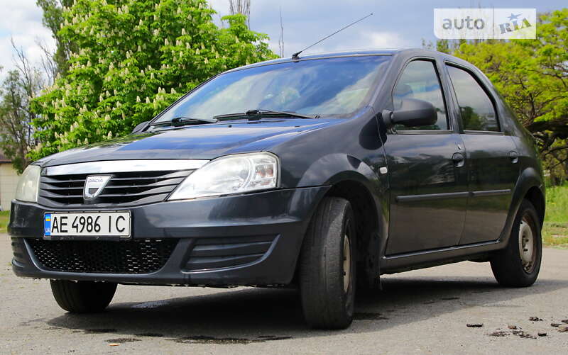 Седан Dacia Logan 2008 в Дніпрі