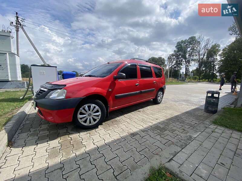 Седан Dacia Logan 2007 в Черновцах