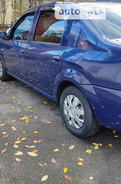 Седан Dacia Logan 2006 в 