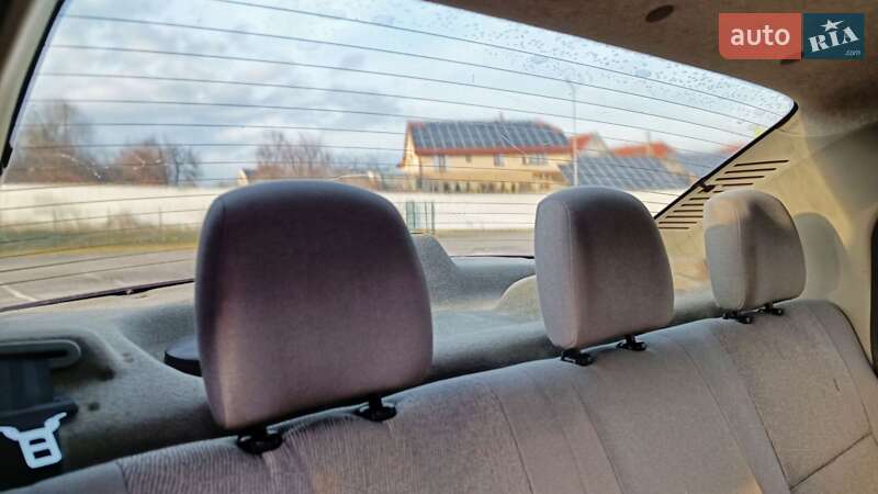 Седан Dacia Logan 2008 в Ужгороде