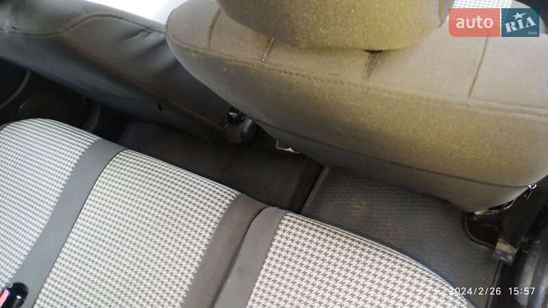 Универсал Dacia Logan 2011 в Чернигове