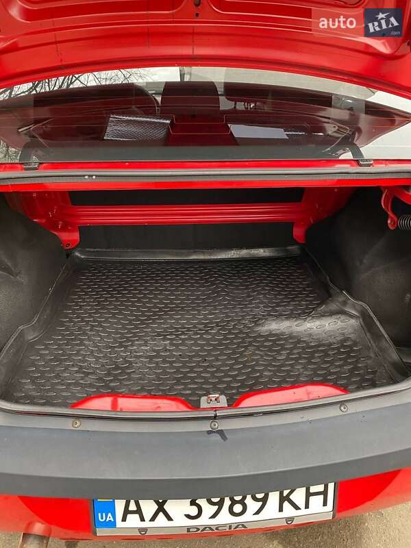 Седан Dacia Logan 2007 в Чугуеве