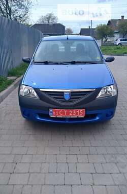 Седан Dacia Logan 2006 в Дубні