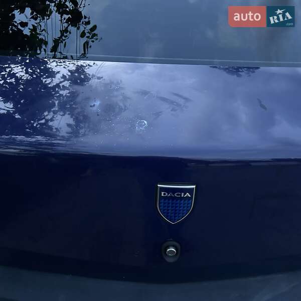 Седан Dacia Logan 2007 в Києві