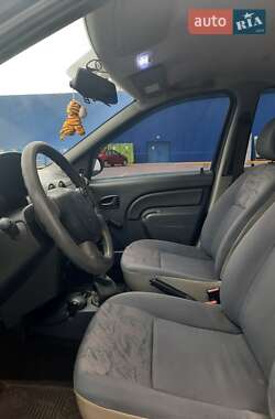 Седан Dacia Logan 2007 в 