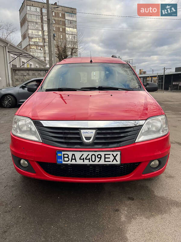 Седан Dacia Logan 2010 в Кропивницькому