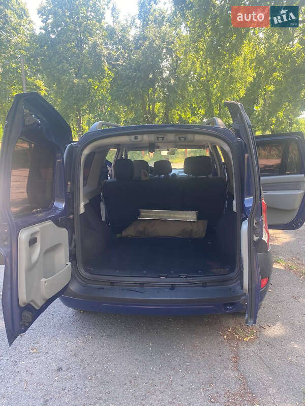 Седан Dacia Logan 2007 в Звенигородці