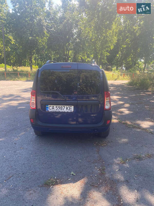 Седан Dacia Logan 2007 в Звенигородці