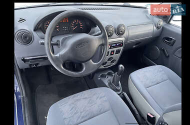 Седан Dacia Logan 2009 в Сарнах