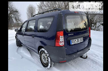 Седан Dacia Logan 2009 в Сарнах