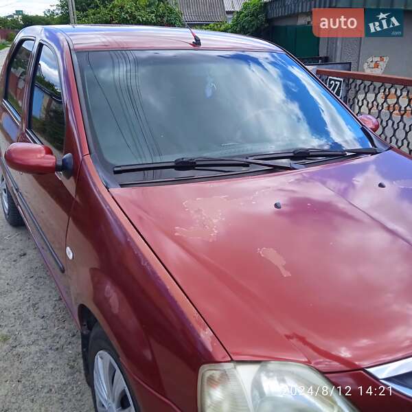 Седан Dacia Logan 2006 в Фастове