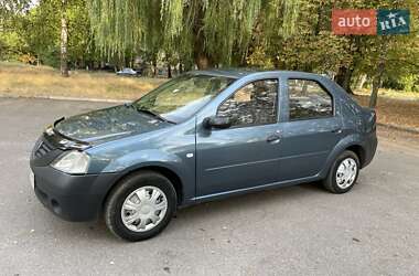 Седан Dacia Logan 2007 в Жовтих Водах