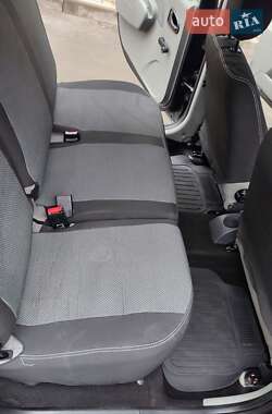 Седан Dacia Logan 2008 в Ровно