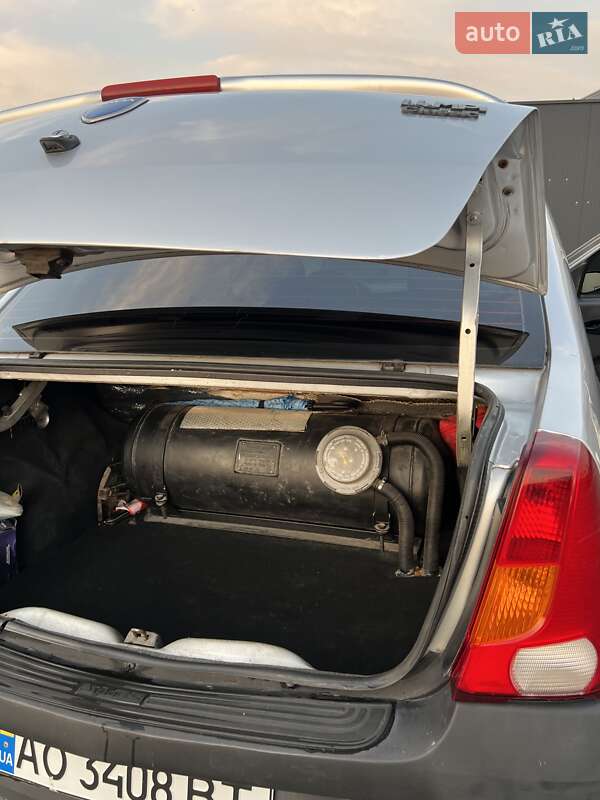 Седан Dacia Logan 2008 в Мукачевому