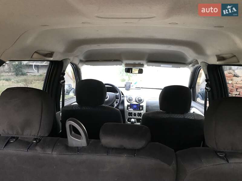 Седан Dacia Logan 2011 в Кропивницком
