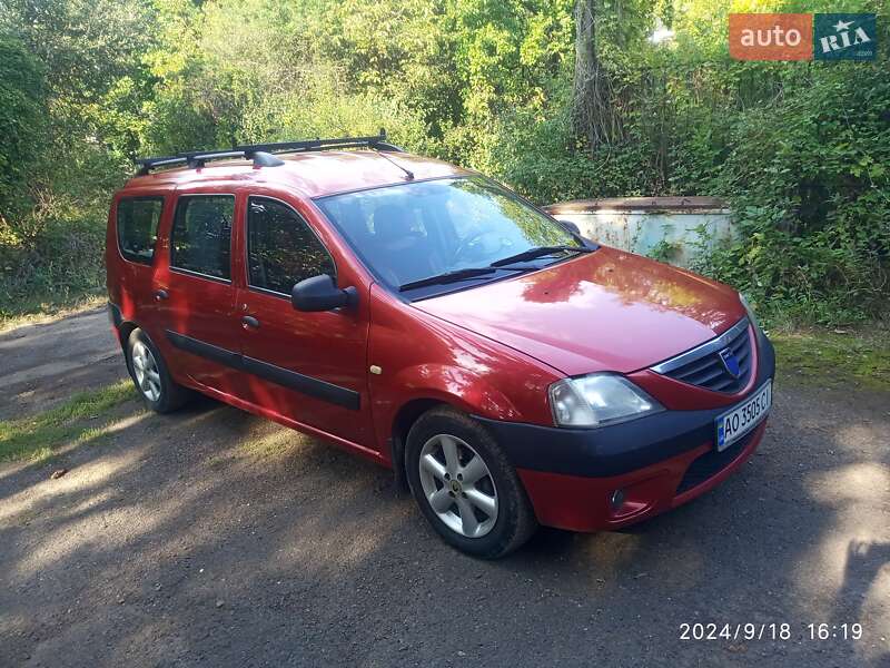 Универсал Dacia Logan 2008 в Ужгороде