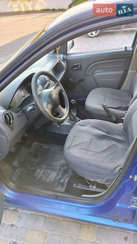 Седан Dacia Logan 2007 в Львові фото 12 Седан Dacia Logan 2007 в Львові