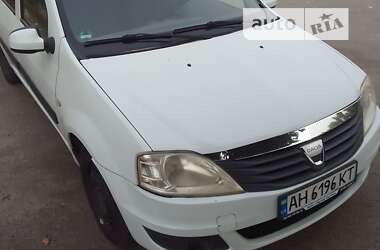 Седан Dacia Logan 2009 в Горішніх Плавнях