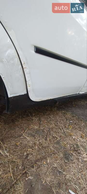 Седан Dacia Logan 2007 в Полтаве