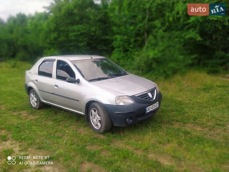 Седан Dacia Logan 2006 в Мукачевому