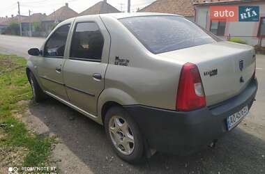 Седан Dacia Logan 2006 в Мукачевому