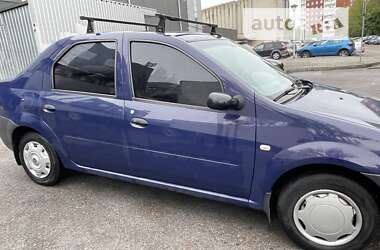 Седан Dacia Logan 2006 в Львові