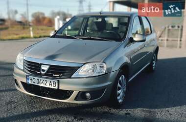 Седан Dacia Logan 2008 в Львові