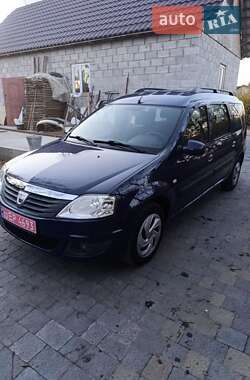 Седан Dacia Logan 2009 в Луцке