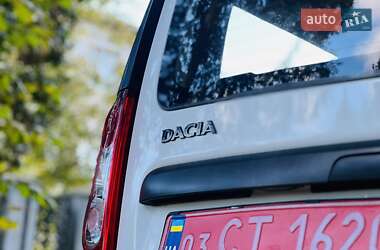 Седан Dacia Logan 2009 в 