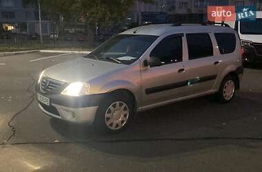 Седан Dacia Logan 2008 в Киеве