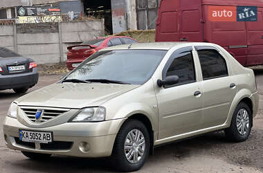 Седан Dacia Logan 2006 в Киеве