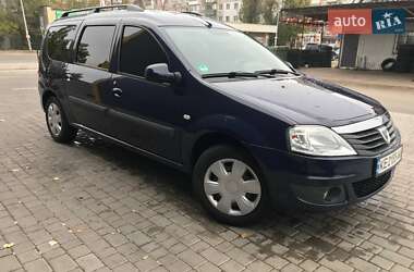 Седан Dacia Logan 2012 в Днепре