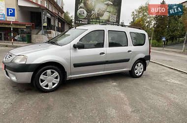 Седан Dacia Logan 2008 в 