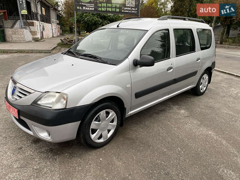 Седан Dacia Logan 2008 в 