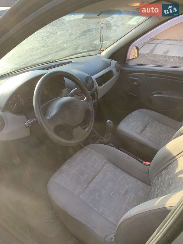 Седан Dacia Logan 2008 в Івано-Франківську фото 5 Седан Dacia Logan 2008 в Івано-Франківську