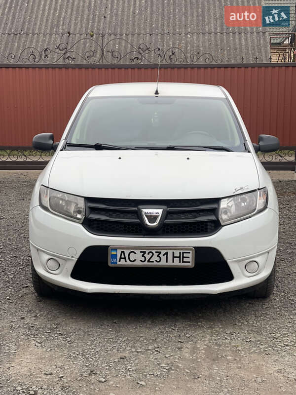 Седан Dacia Logan 2013 в Ковеле