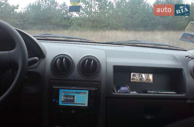 Седан Dacia Logan 2007 в Павлограді