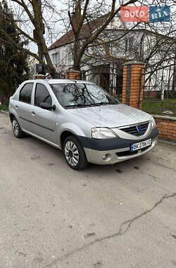 Седан Dacia Logan 2006 в Вараші