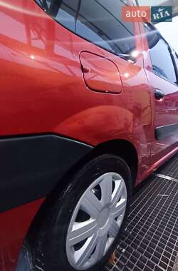 Седан Dacia Logan 2007 в Львове