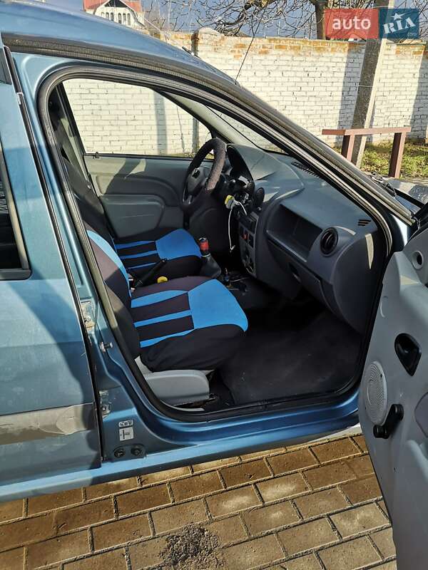 Седан Dacia Logan 2007 в Виннице
