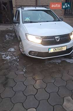 Седан Dacia Logan 2017 в Кривому Розі