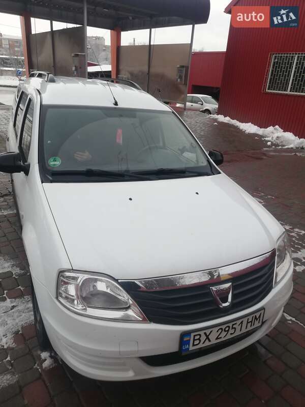 Седан Dacia Logan 2012 в Хмельницькому