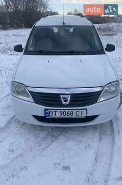 Седан Dacia Logan 2012 в Полтаві