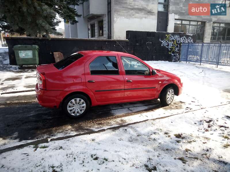 Седан Dacia Logan 2008 в Львові