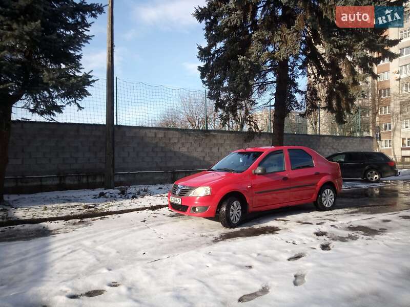 Седан Dacia Logan 2008 в Львові