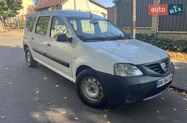 Седан Dacia Logan 2011 в Рівному