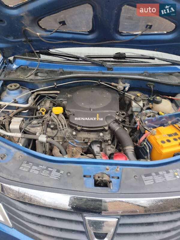 Седан Dacia Logan 2011 в Дмитровке