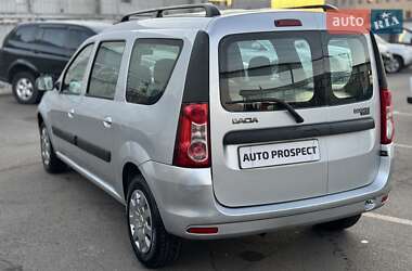Седан Dacia Logan 2010 в 